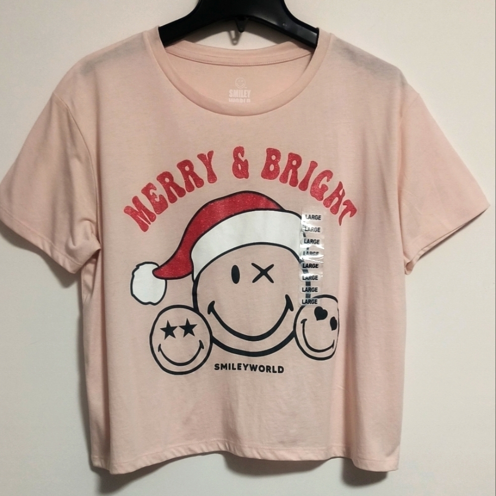 [5 x $20] New Smiley Christmas Cropped Top / Size L